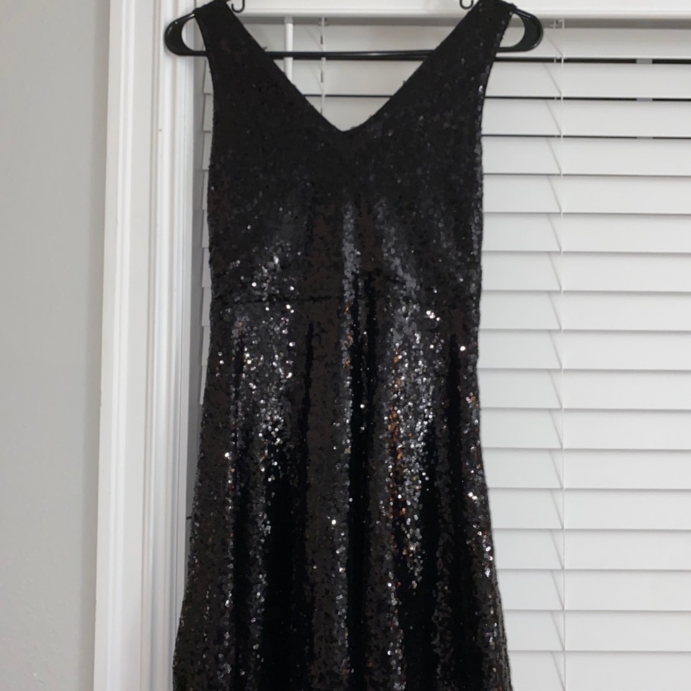 black sequin homecoming dress